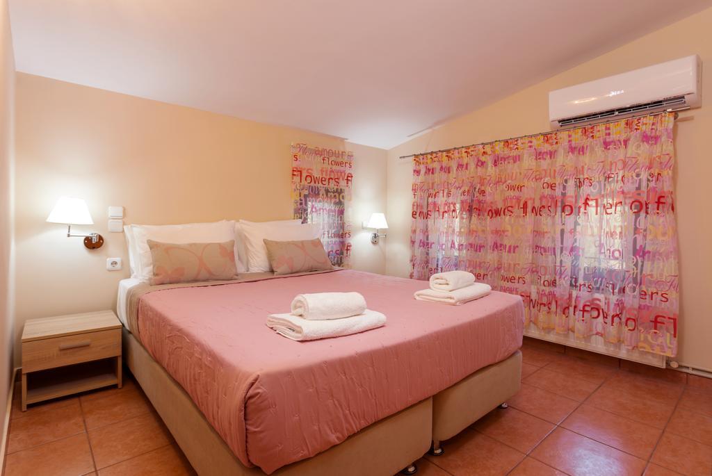 Evalexia Villa - Luxury Villa With Private Pool Near Laganas Perfect For Groups By Villa Mana Gers Kalamákion Екстериор снимка